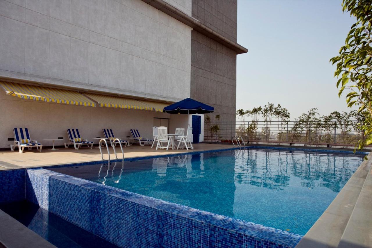 Lemon Tree Hotel, East Delhi Mall, Kaushambi Ghaziabad Exterior foto
